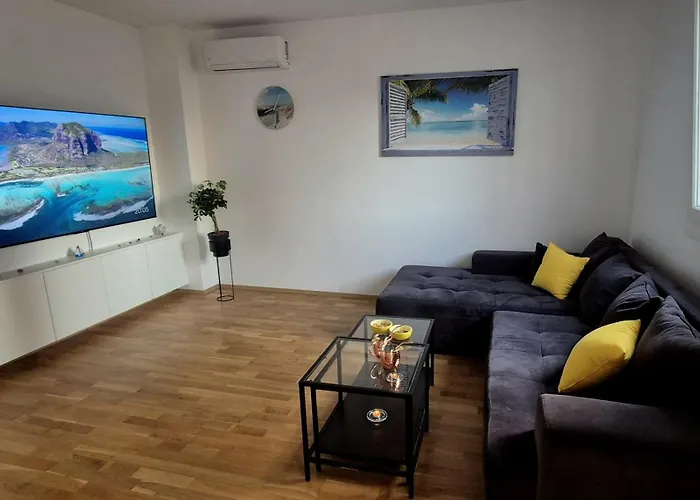 Rita Apartment *